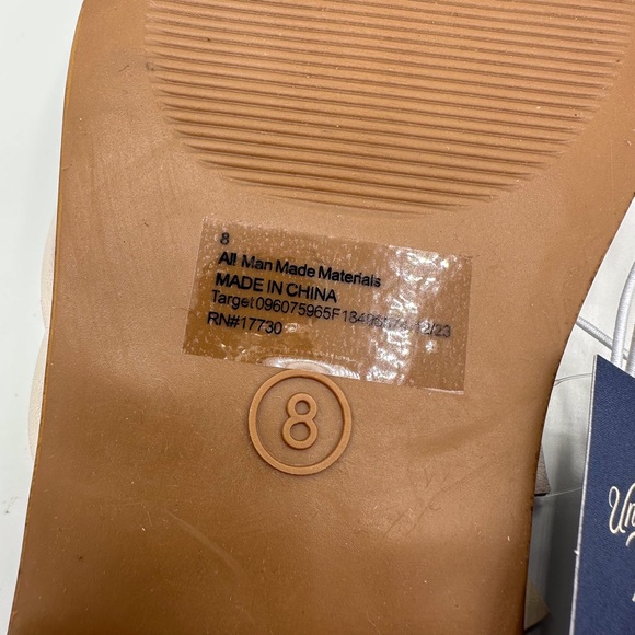 Universal Thread Cream Louie Strappy Flat Sandals - Picture 5 of 5